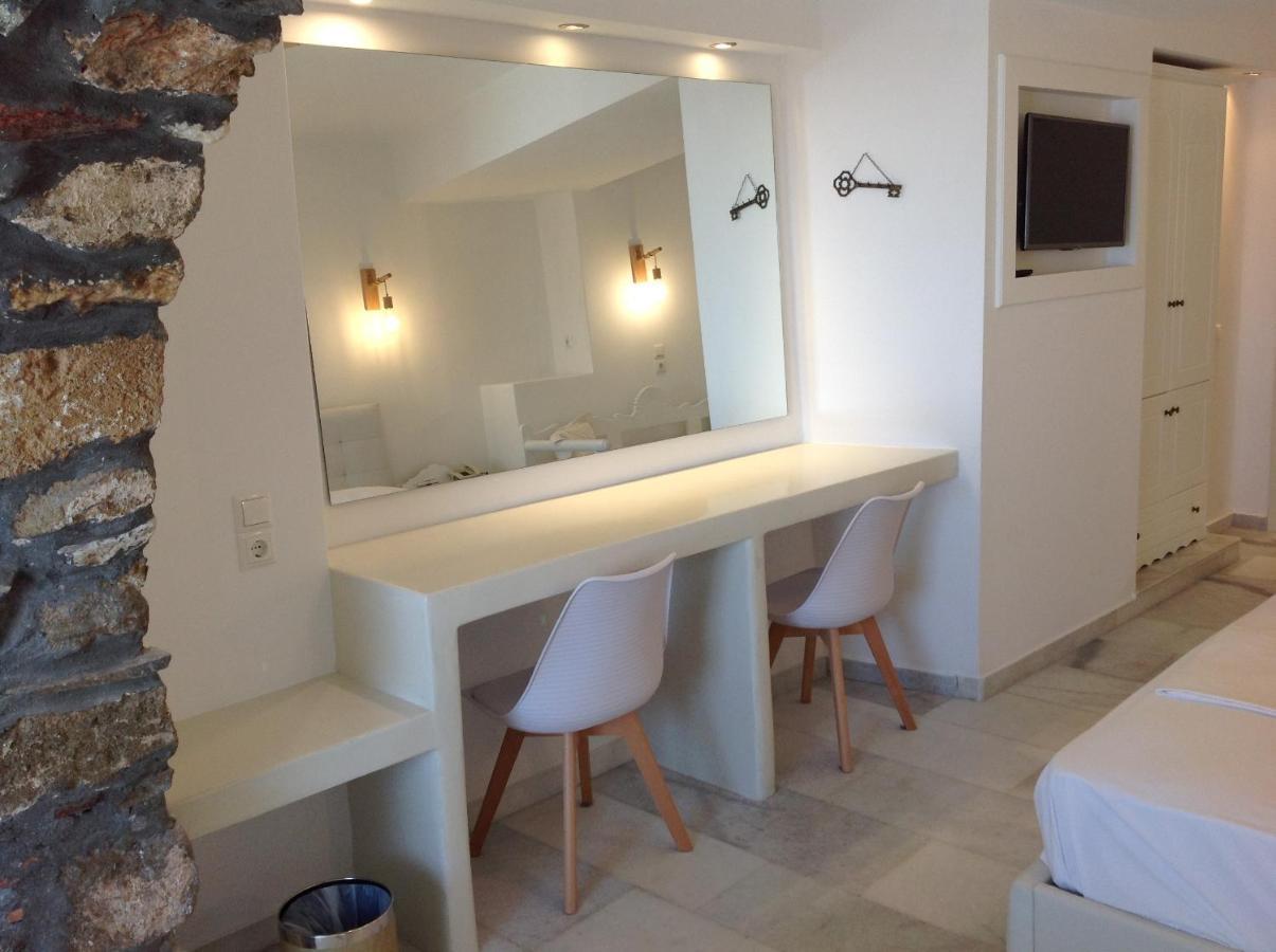 Hotel Anixis Naxos City Exterior foto